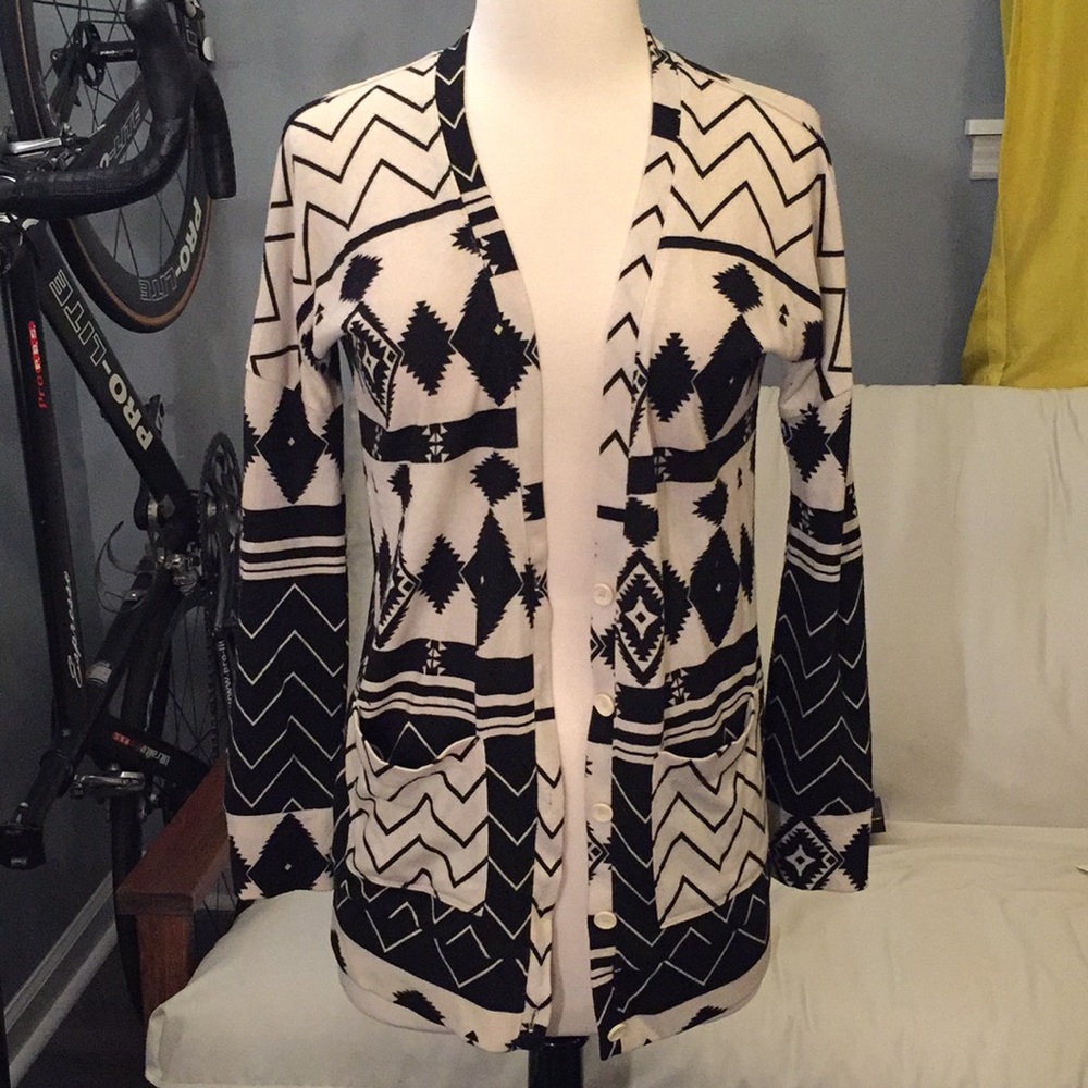 Great Condition Pacsun Aztec Print Cardigan